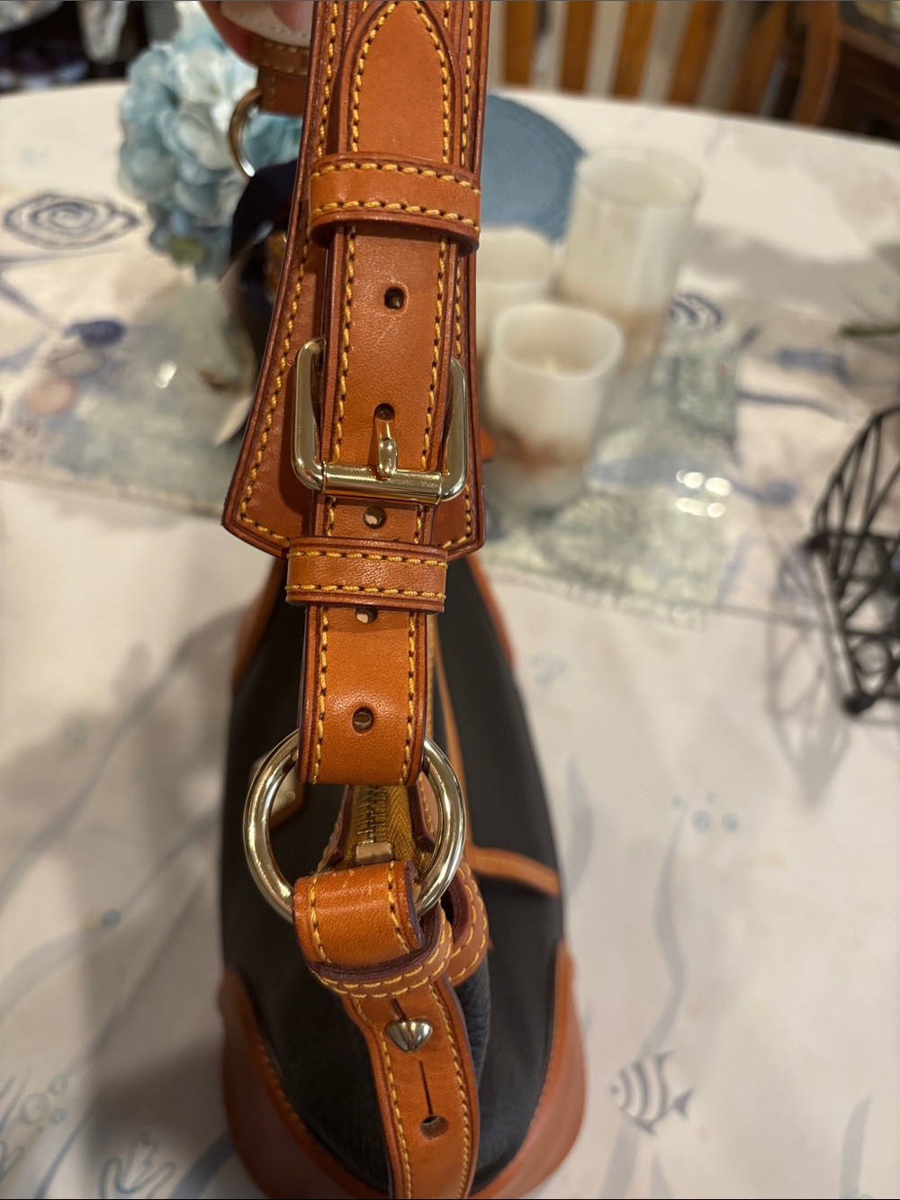 Dooney & Bourke Pebble Grain Leather Hobo Shoulder Handbag - Picture 9 of 12